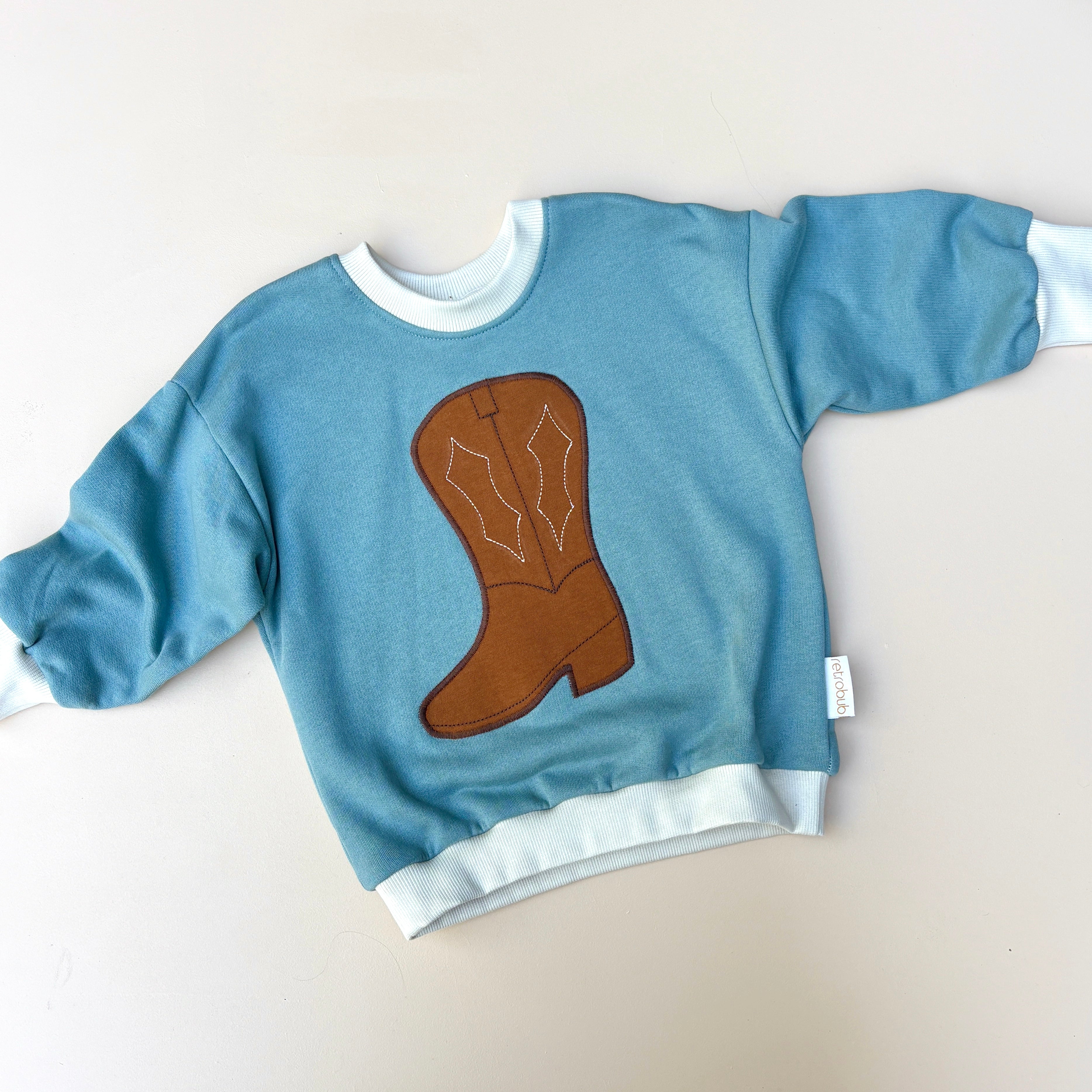 Cowboy boot sweater - big sizes