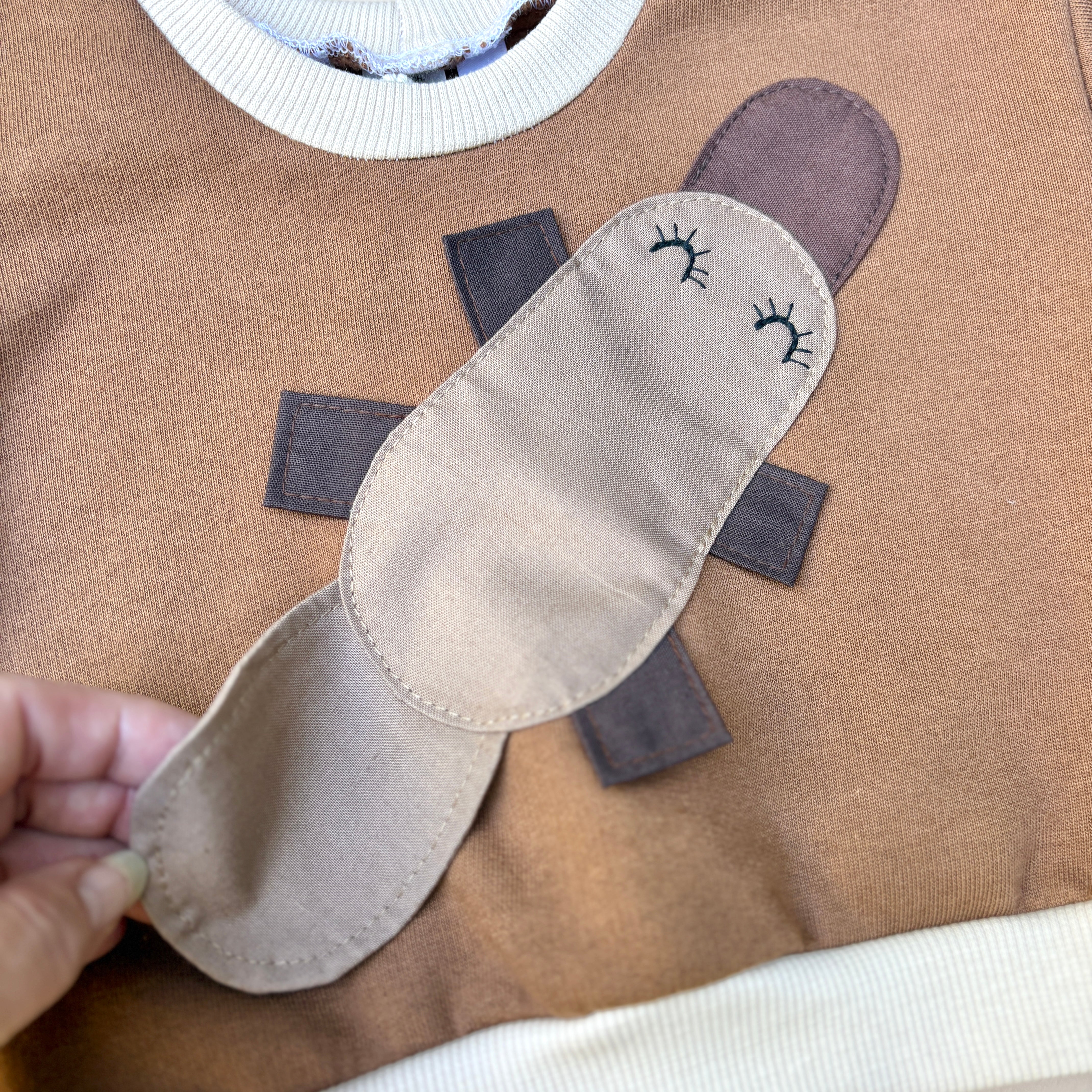 PLATYPUS baby sweater
