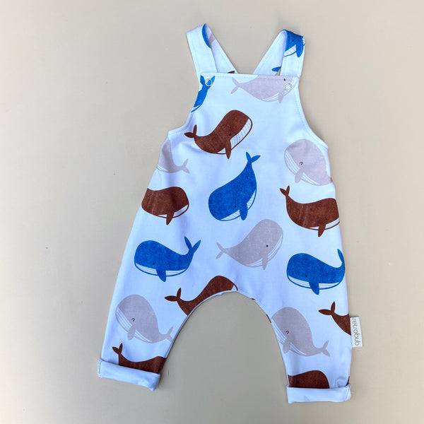 happy WHALE knit overalls