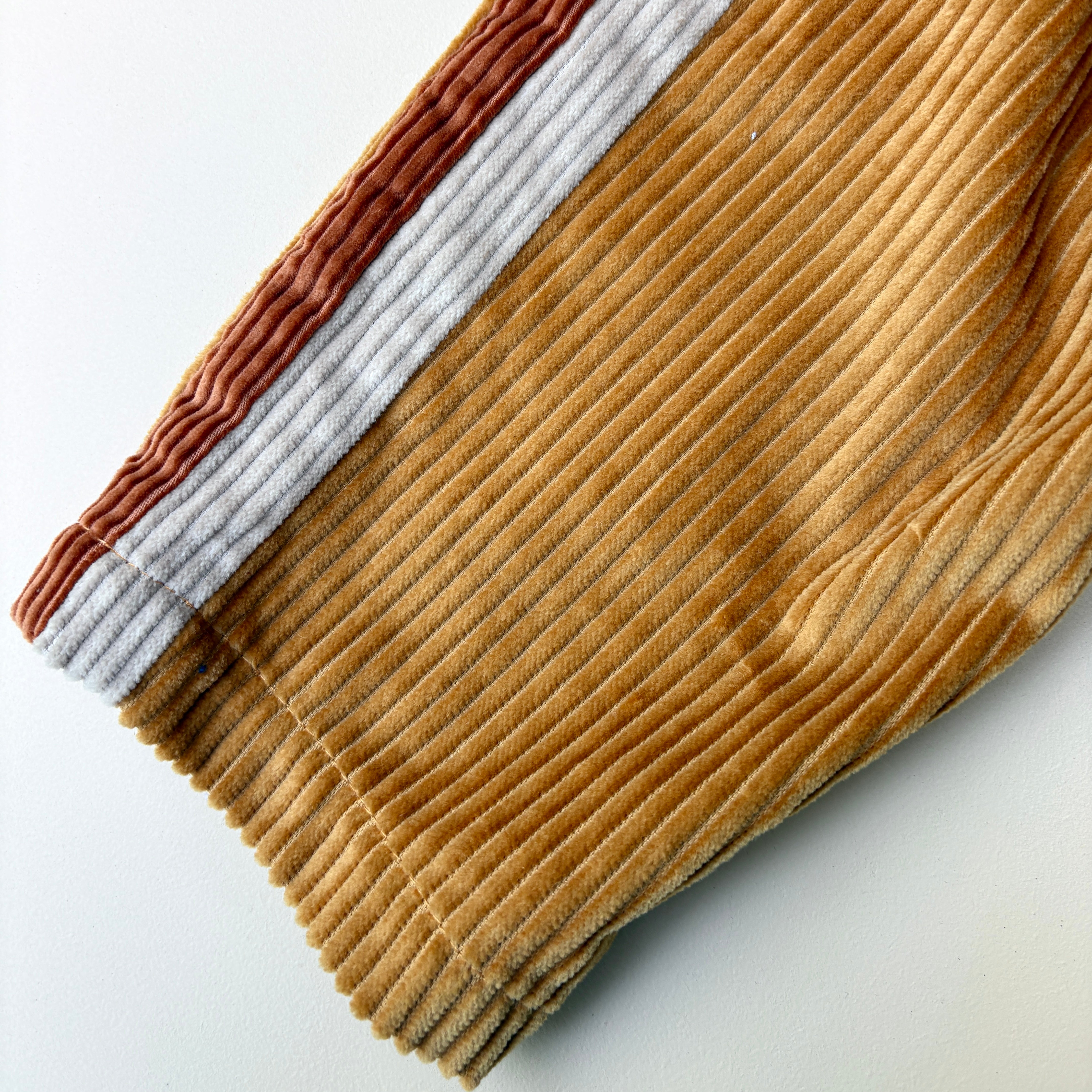 corduroy SIDE STRIPE PANTS