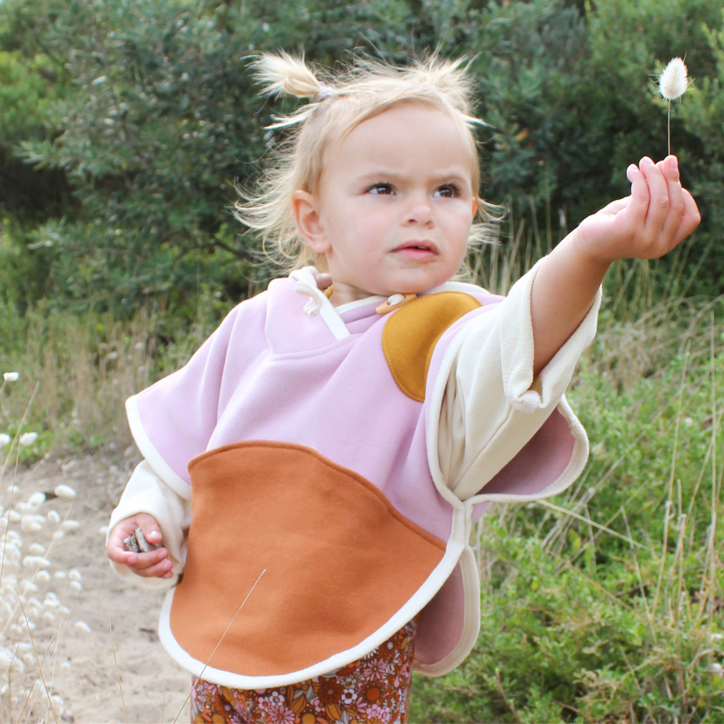 lilac PONCHO landscape